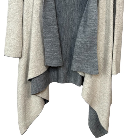 Zara Knit cream and grey thick cardigan. Size Medium - Picture 4 of 9